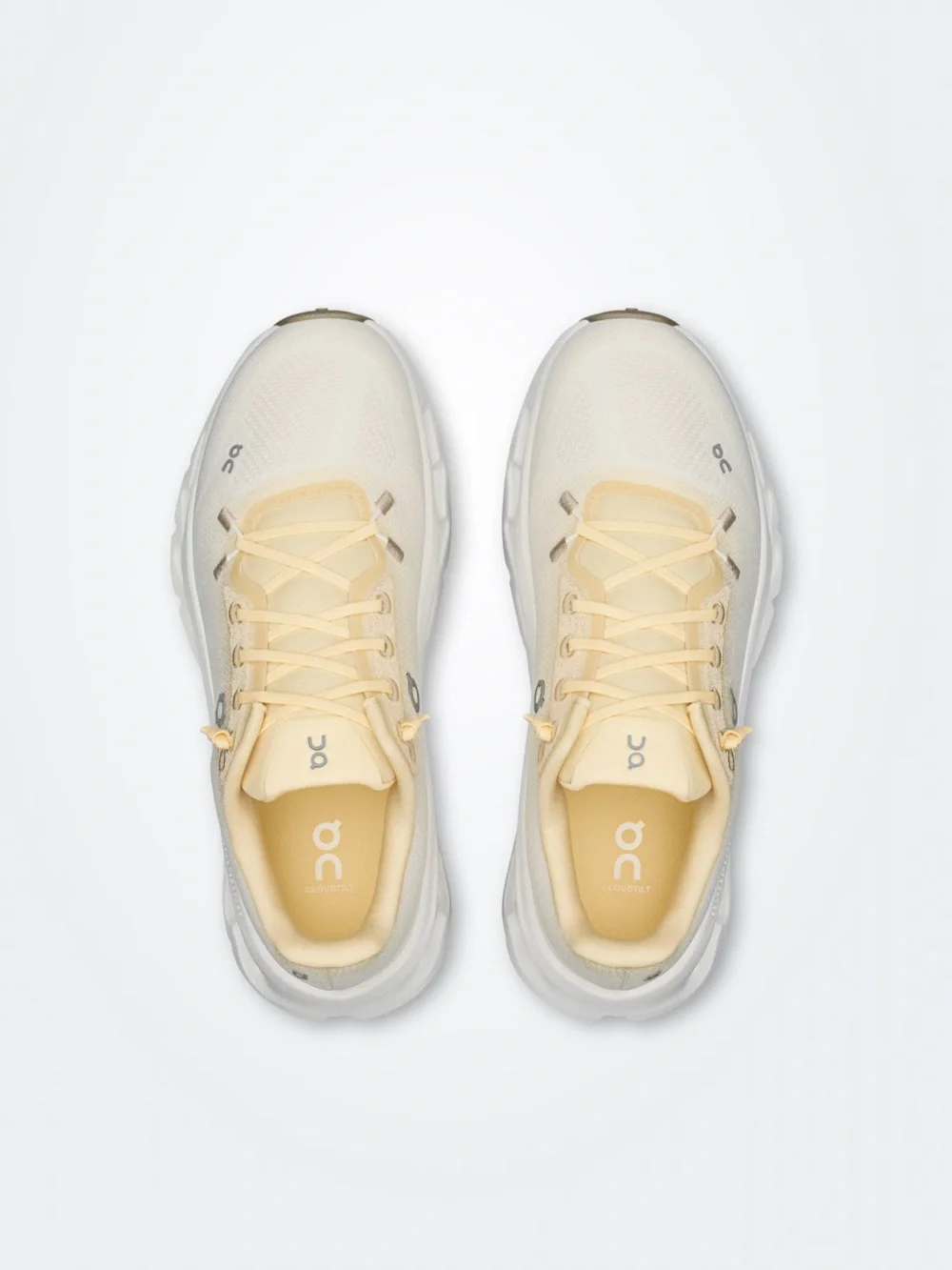 On Running Women Cloudtilt Blonde | Dew Size 5.5 gently used